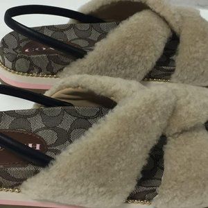 NWOB COACH Shearling Sandals sz 9